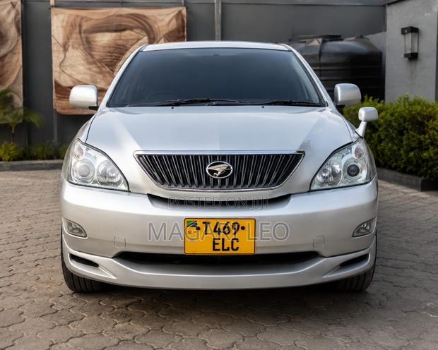 Toyota Harrier 2.4 2006 Black
