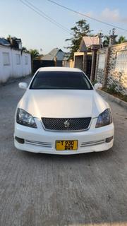 Toyota Crown 2006 Pearl for sale