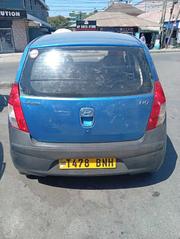 Hyundai Accent Automatic 2000 Beige for sale