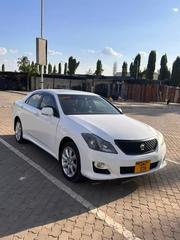 Toyota Crown 2009 White for sale