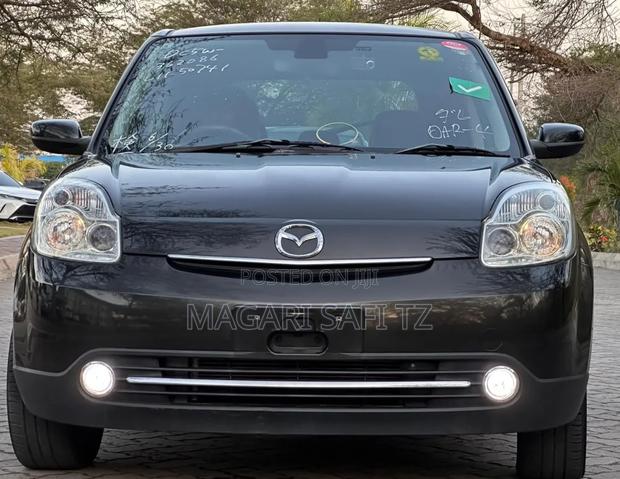 Mazda Verisa 2013 Black