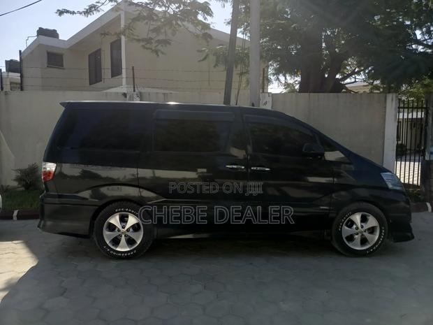 Toyota Alphard 2.4 Hybrid AWD 2006 Black