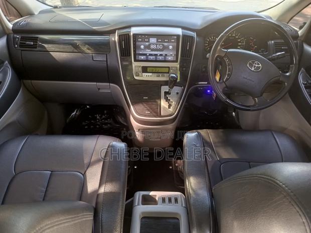 Toyota Alphard 2.4 Hybrid AWD 2006 Black