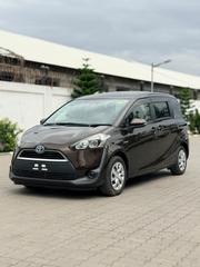 Toyota Sienta 1.5 AWD 2016 Black for sale