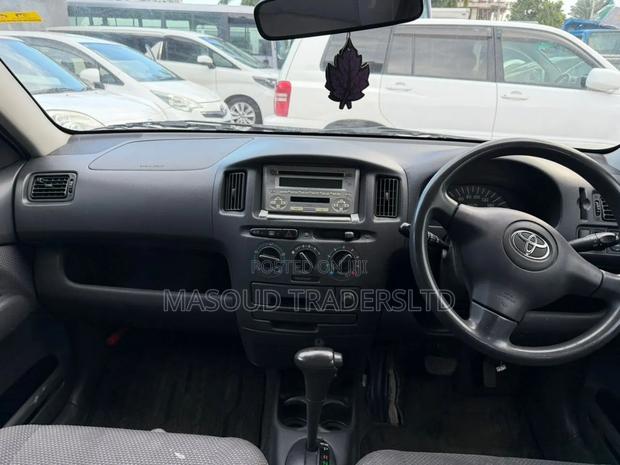 Toyota Succeed 2004 Blue
