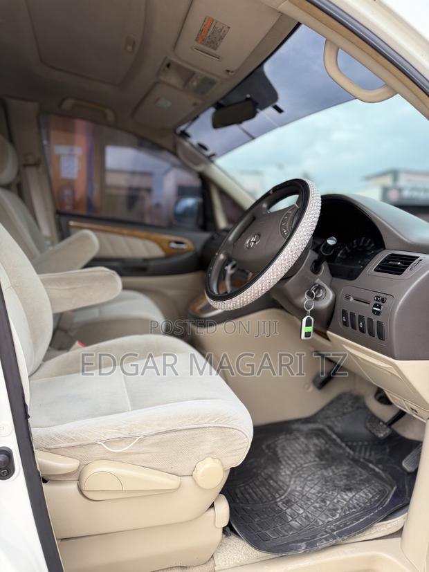 Toyota Alphard 2007 White