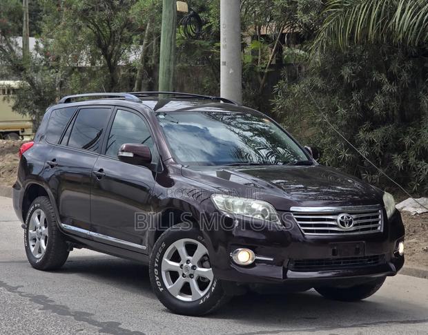 Toyota Vanguard 2010 Black