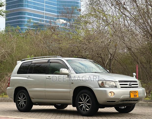 Toyota Kluger 2004 Silver