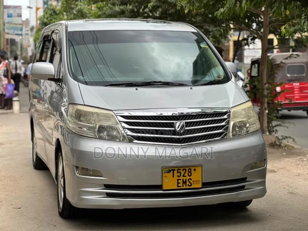 Toyota Alphard 2007 Silver