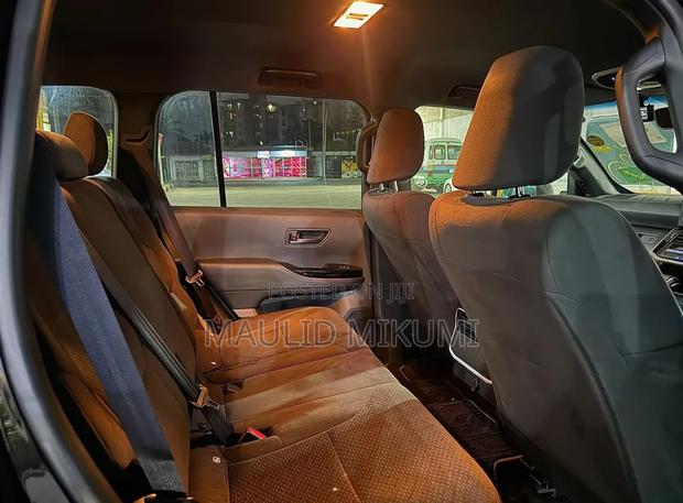Toyota Land Cruiser 2024 Black