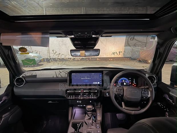 Toyota Land Cruiser Prado 2.4 Petrol 2025 White