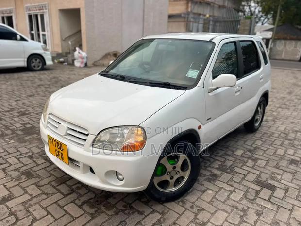 Suzuki Swift 2004 White