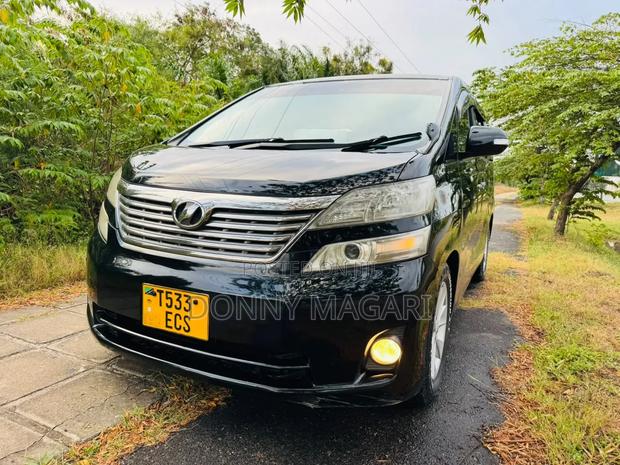Toyota Vellfire 2008 Black