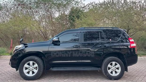 Toyota Land Cruiser Prado 2015 Black