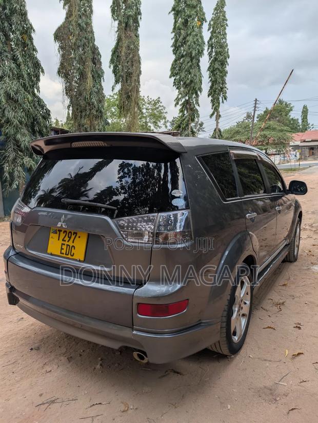 Mitsubishi Outlander 2008 Gray