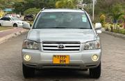 Toyota Kluger 2004 Silver for sale