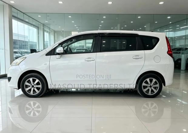 Toyota Passo Sette 2008 White