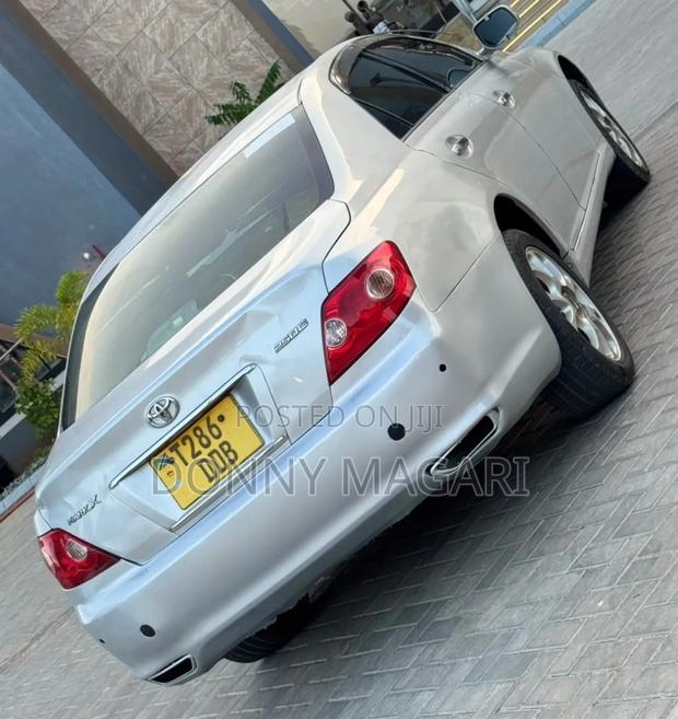 Toyota Mark X 2006 Silver