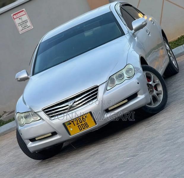 Toyota Mark X 2006 Silver