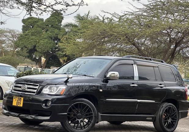 Toyota Kluger 2005 Black