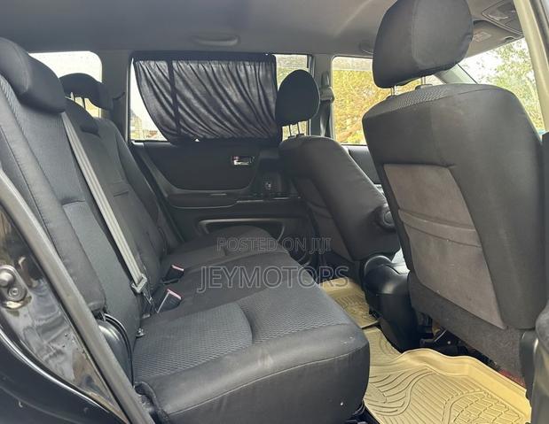 Toyota Kluger 2005 Black