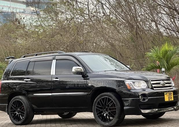 Toyota Kluger 2005 Black