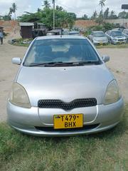 Toyota Vitz 2002 Silver for sale