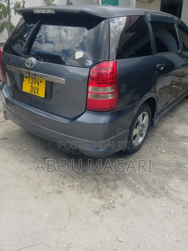 Toyota Wish 2009 Gray
