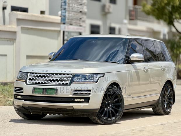 Land Rover Range Rover Vogue 2016 Gold