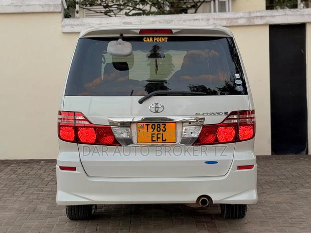 Toyota Alphard 2006 White