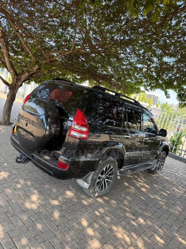 Toyota Land Cruiser Prado 2007 Black