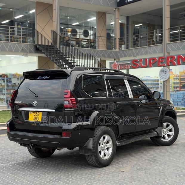 Toyota Land Cruiser Prado 3.0 D-4D 5dr 2005 Black
