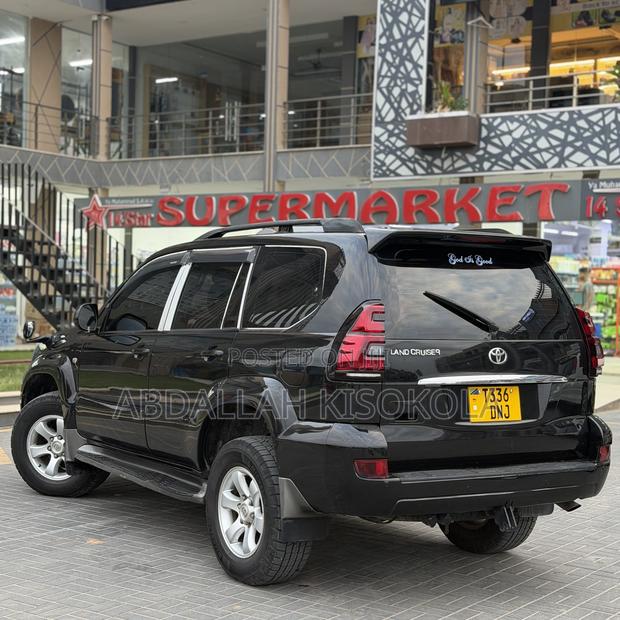 Toyota Land Cruiser Prado 3.0 D-4D 5dr 2005 Black