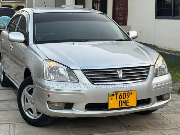 Toyota Premio 2003