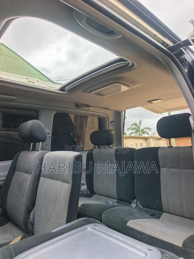 Toyota Noah 2001 White
