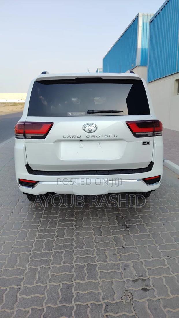New Toyota Land Cruiser 2024 White