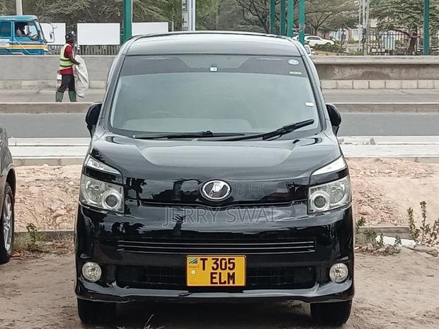 Toyota Noah 2008 Black