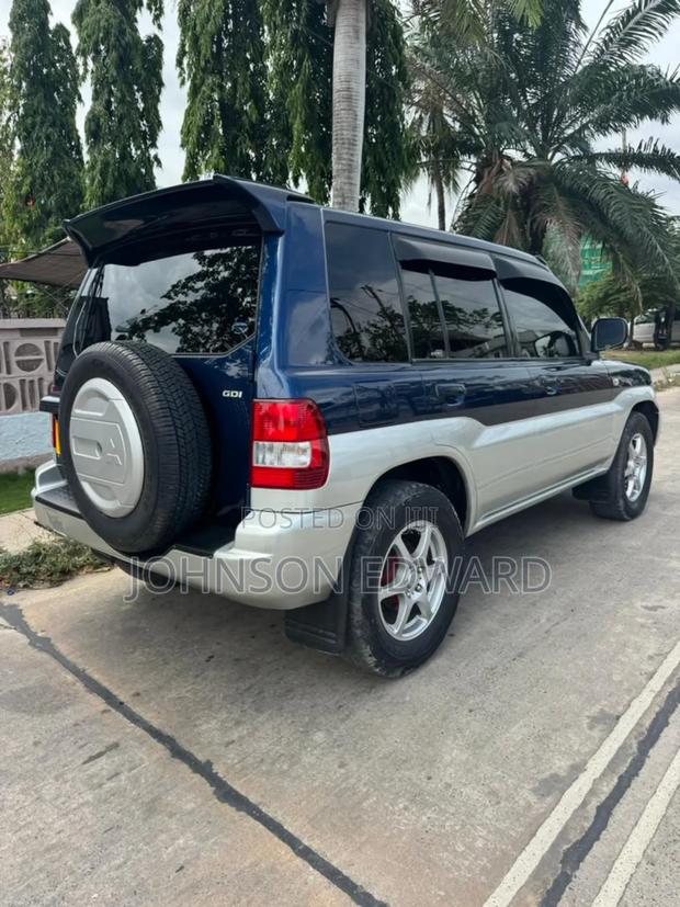 Mitsubishi Pajero 2007 Blue