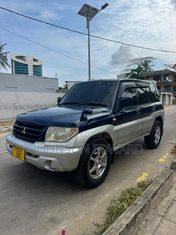 Mitsubishi Pajero 2007 Blue