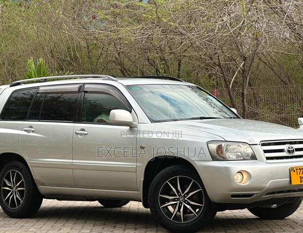 Toyota Kluger 2004 Silver