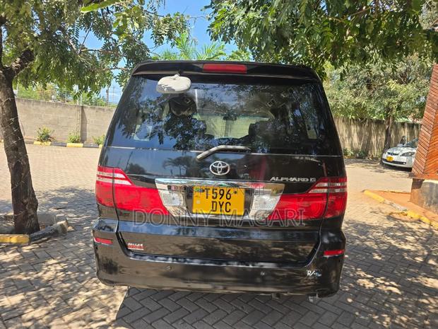 Toyota Alphard 2006 Black