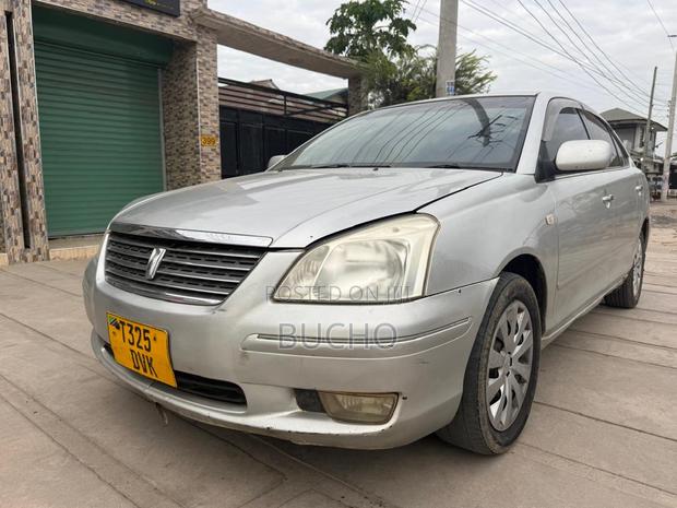 Toyota Premio 2004 Silver