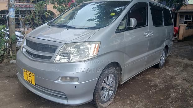 Toyota Alphard 2005 Silver
