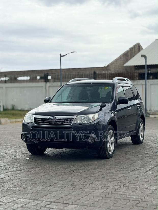 Subaru Forester 2010 Black