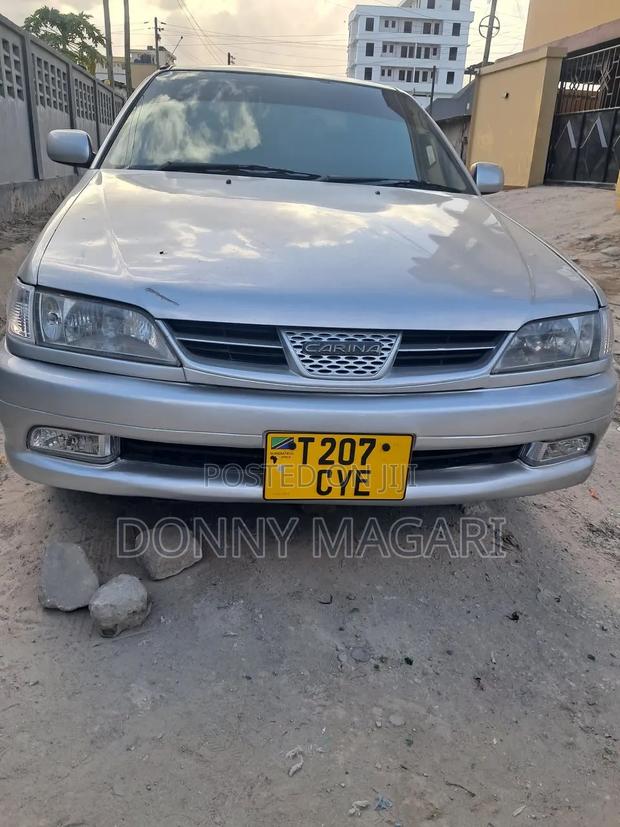 Toyota Carina 2001 Silver