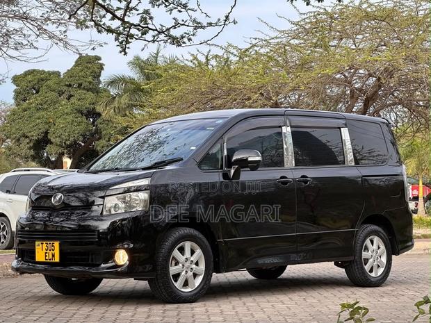 Toyota Noah 2008 Black