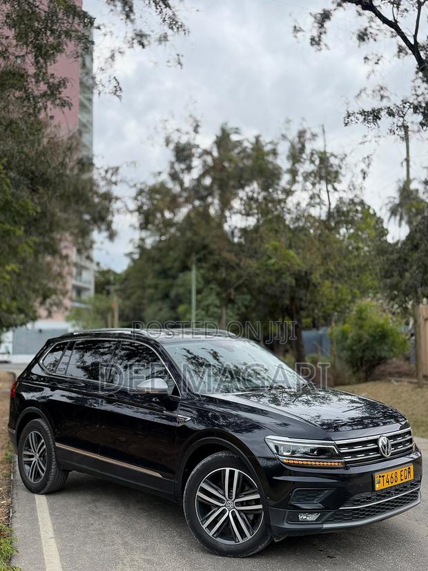 Volkswagen Tiguan 2019 Black