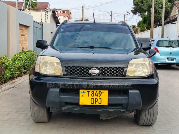 Nissan X-Trail 2002 Black