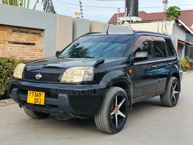 Nissan X-Trail 2002 Black