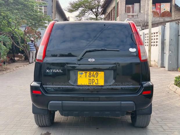 Nissan X-Trail 2002 Black